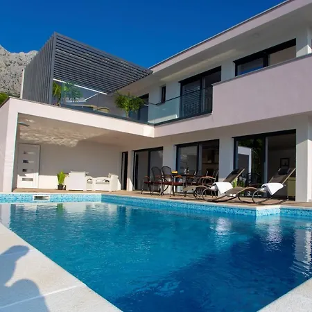 Luxury Villa Blue Lagoon Villa In Makarska, Private Pool Makarska